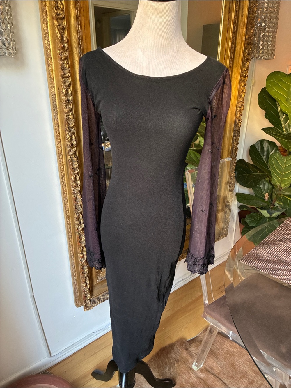 Orea Women's Black Long Sleeve Sheer-Sleeve Midi Dress small